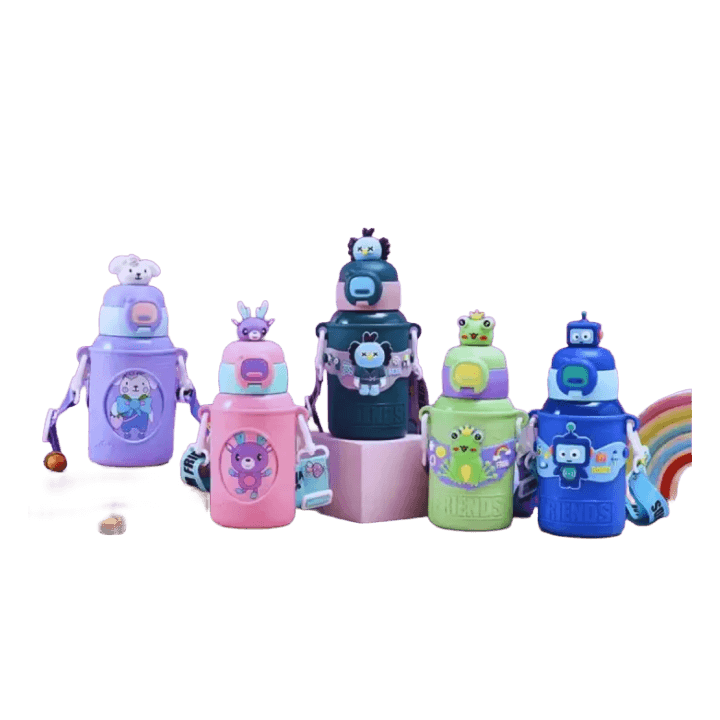 SnuggleSip 450 ml Cartoon Sipper Flask with Silicone Sleeve for Babies